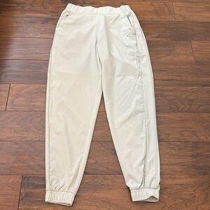 NWOT Athlete Brooklyn Joggers (Size 4)